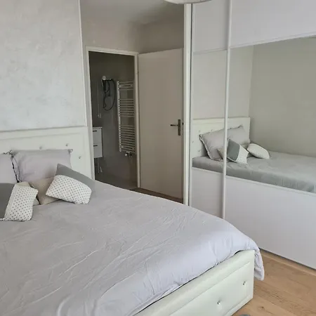 公寓 Cosy Proche Paris 勒布朗-梅尼尔